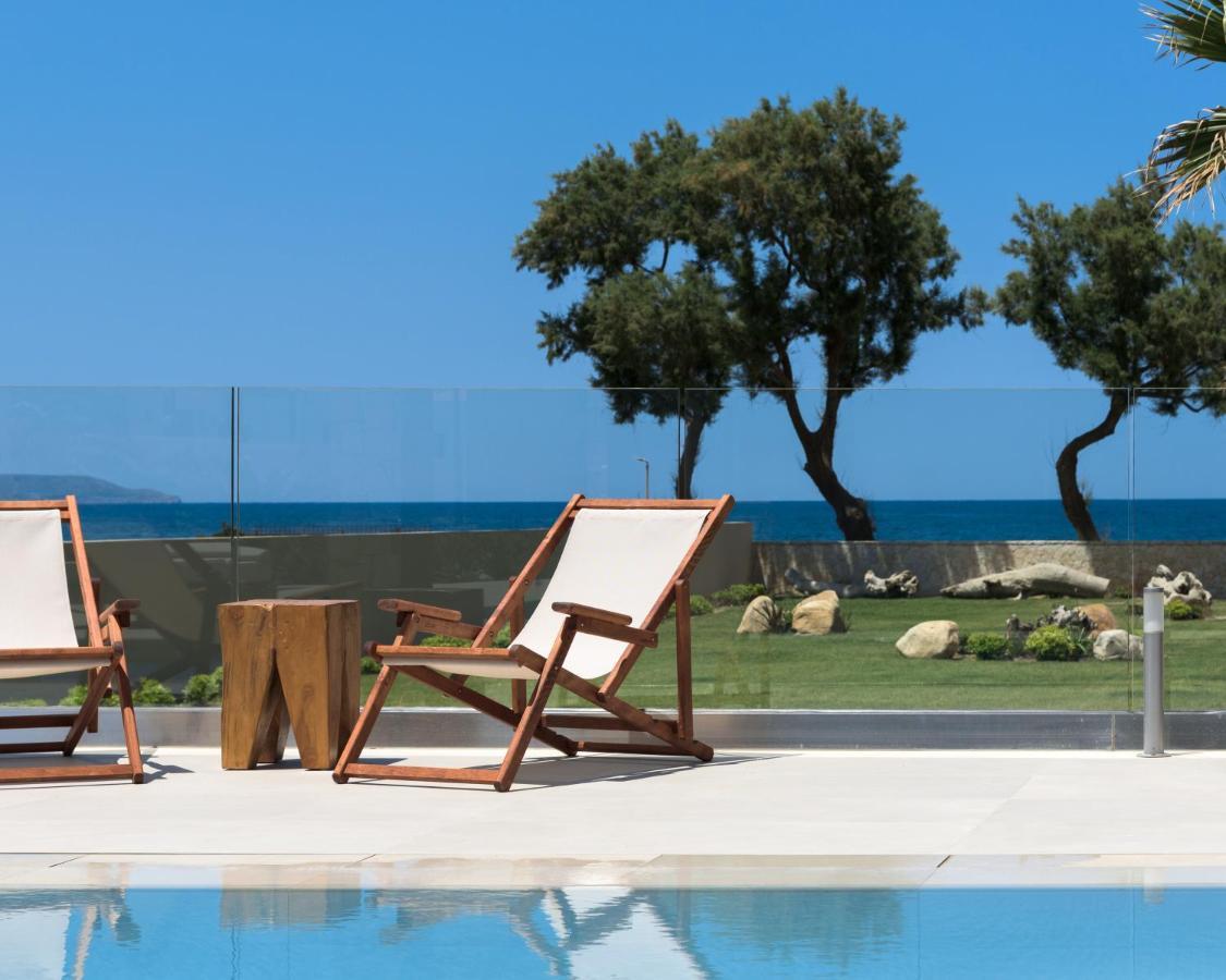 Artemis Seafront Villa, An Evanescence Sea Retreat, By Thinkvilla 테브로노이티스 외부 사진